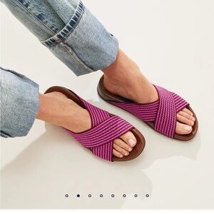 Rothy’s size 8.5 pink slides